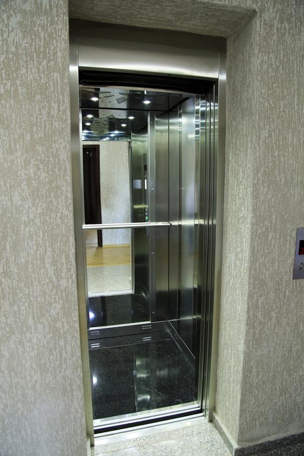 Iveria Hotel Khashuri المظهر الخارجي الصورة